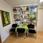 Dziewieciu Z Nieba 9 홈스테이