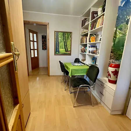 Dziewieciu Z Nieba 9 ホームステイ Kaliska