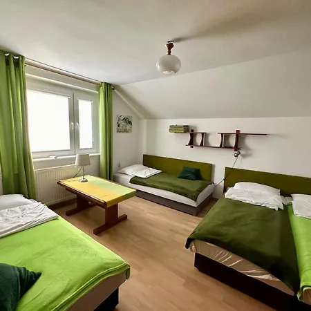 Dziewieciu Z Nieba 9 Kaliska