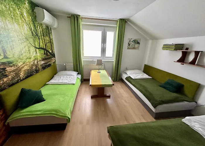 Dziewieciu Z Nieba 9 Homestay szállás